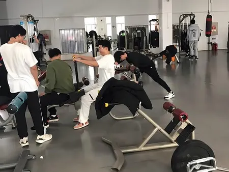  Спортивное оборудование для образовательных учреждений